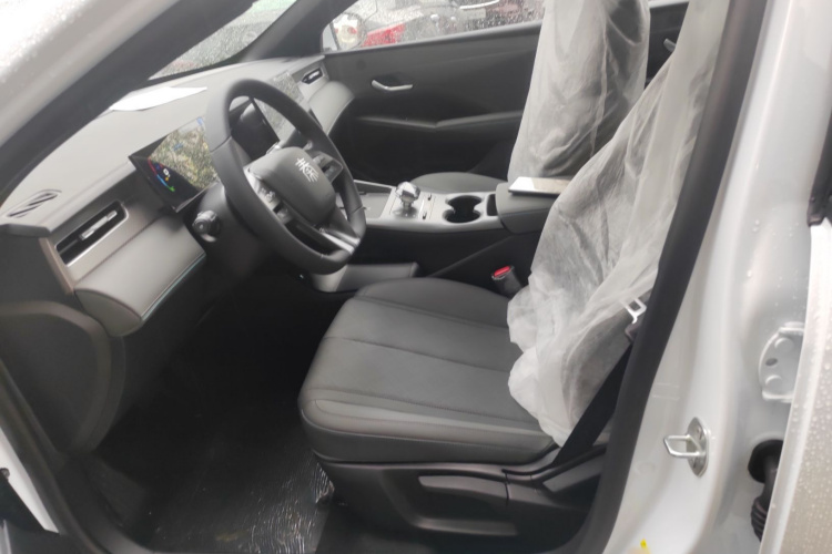 比亚迪 秦PLUS 2025款 DM-i 智驾版 55KM领先型中控内饰19