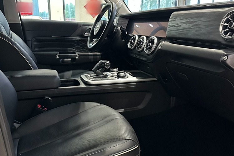 坦克300 2023款 越野版 2.0T 征服者局部细节41