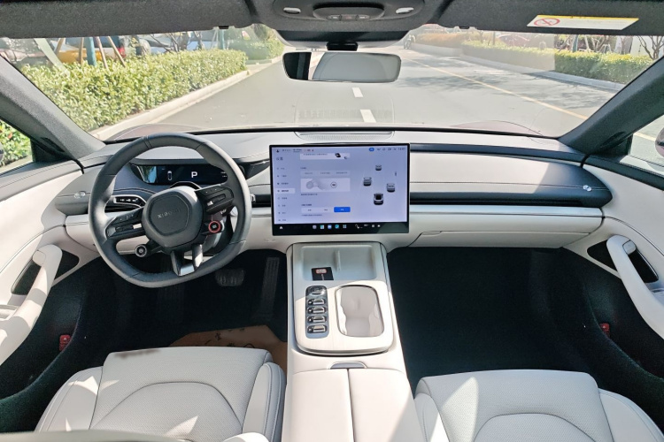 小米汽车 小米SU7 2024款 后驱超长续航高阶智驾Pro版中控内饰7002