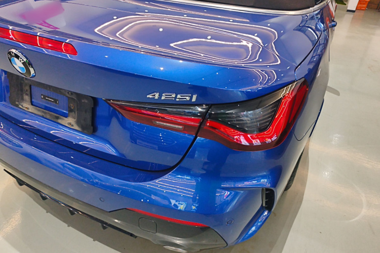 宝马4系 2023款 425i 敞篷M运动套装车身外观9