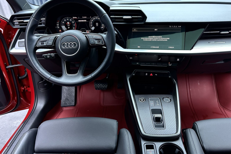 奥迪A3 2023款 改款 A3L Limousine 35 TFSI 时尚运动型中控内饰7002