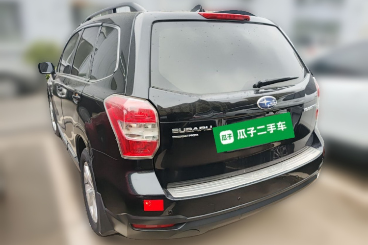 斯巴鲁 森林人 2014款 2.0i 自动豪华版车身外观5