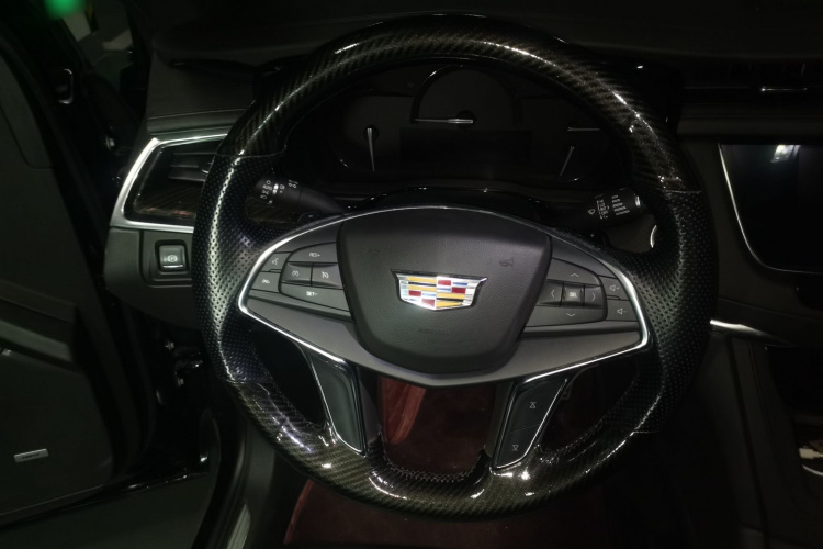 凯迪拉克XT5 2018款 28E 四驱技术型中控内饰13