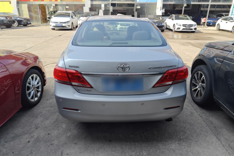 丰田 凯美瑞 2013款 200E 经典精英版车身外观6