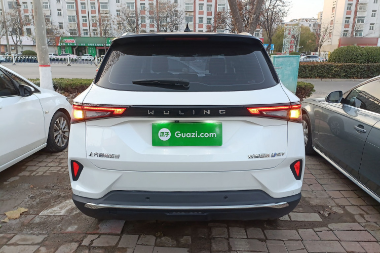 五菱汽车 五菱星辰 2022款 2.0L DHT电速款车身外观6