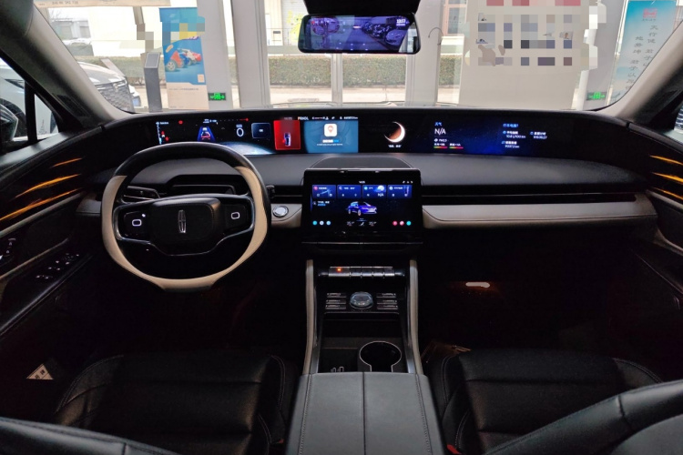 林肯 航海家 2023款 2.0T 四驱尊享版中控内饰7002