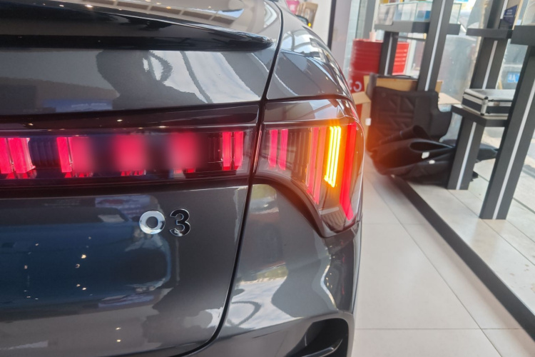 领克03 2025款 1.5TD DCT冠军版Pro车身外观6006