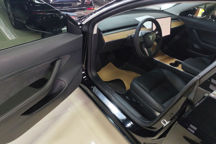 特斯拉 Model 3 2020款 改款 标准续航后驱升级版中控内饰20