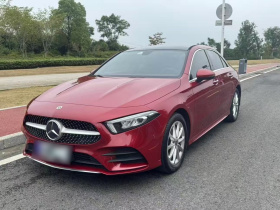 奔驰A级 2021款 A 200 L 运动轿车时尚型