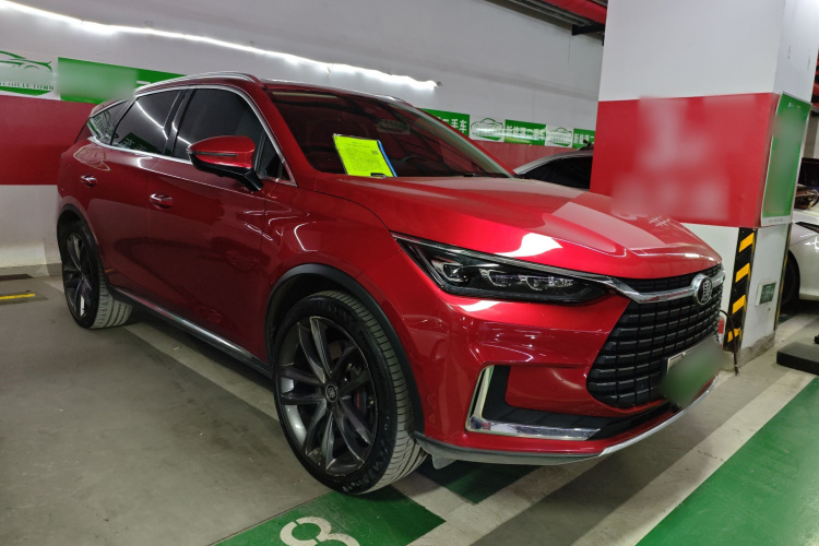 比亚迪 唐新能源 2019款 EV600D 四驱智联创领型车身外观3