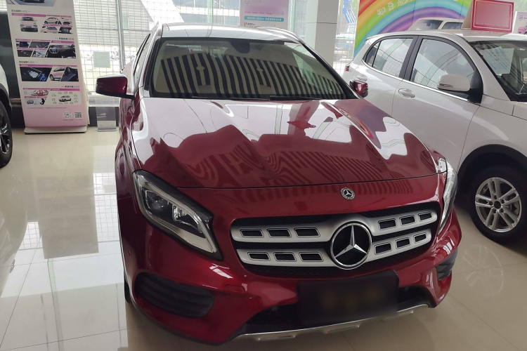 奔驰GLA 2019款 GLA 200 时尚型车身外观6001