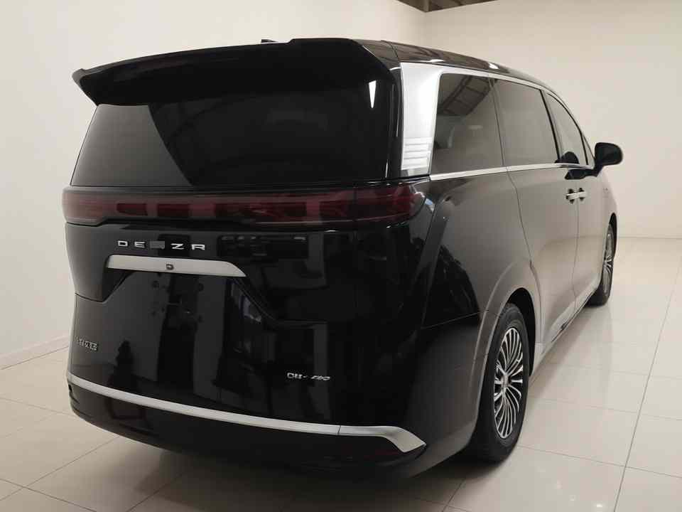 腾势D9 2024款 DM-i 980 四驱尊荣型(5)