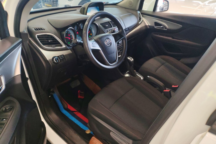 别克 昂科拉 2015款 1.4T 自动两驱都市精英型中控内饰19