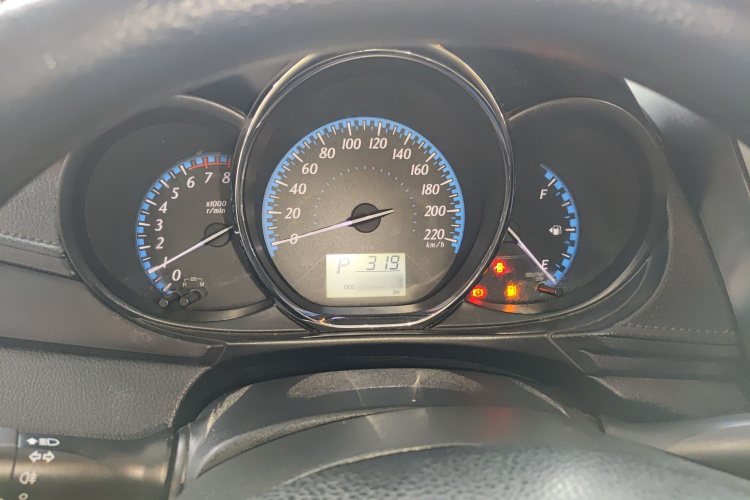 丰田 YARiS L 致享 2017款 1.5E CVT魅动版中控内饰14