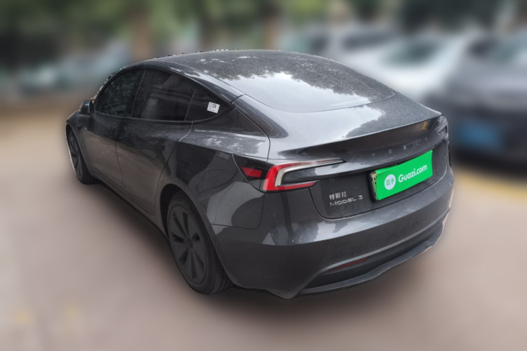特斯拉 Model 3 2023款 后轮驱动版车身外观5