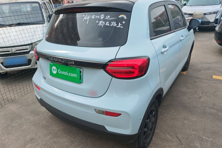 零跑汽车 零跑T03 2022款 星钻版车身外观7