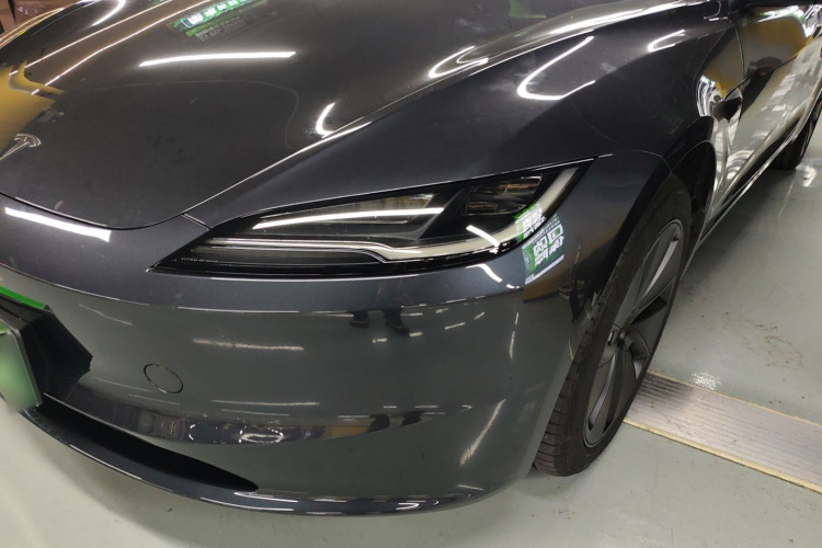 特斯拉 Model 3 2023款 长续航全轮驱动版局部细节36