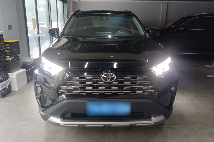 丰田 RAV4荣放 2024款 2.0L CVT两驱风尚Plus版车身外观6001