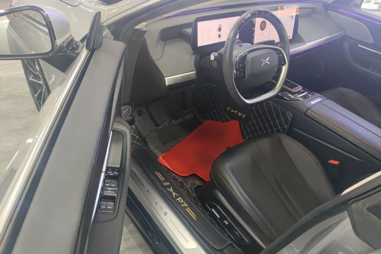 小鹏P7 2022款 480E中控内饰7003