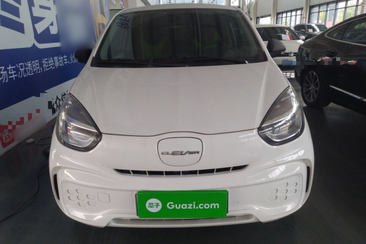 荣威 科莱威CLEVER 2021款 302km卓越版车身外观2