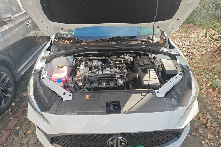 名爵 MG5 2023款 180DVVT 手动风尚版局部细节24