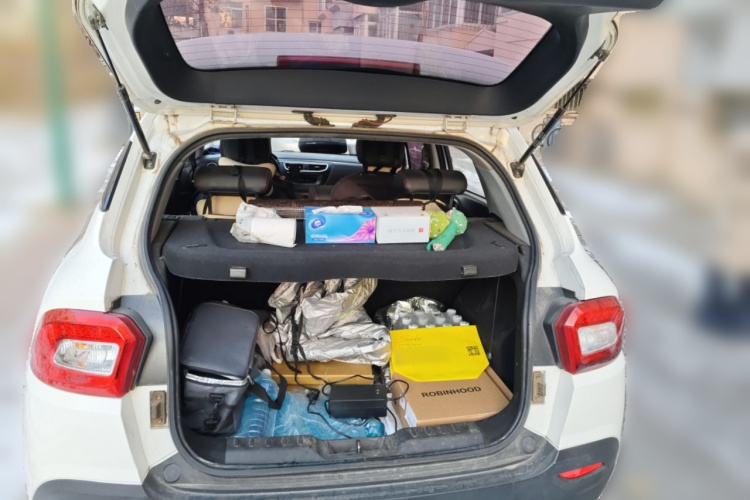 中华V3 2016款 1.5L 手动舒适型中控内饰23