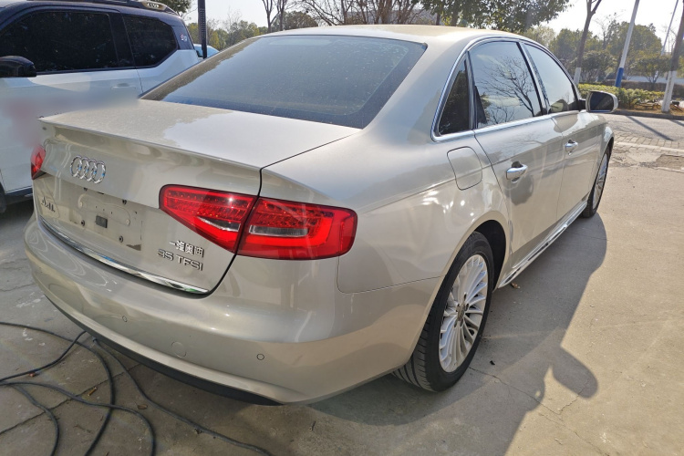 奥迪A4L 2016款 35 TFSI 自动舒适型车身外观6005