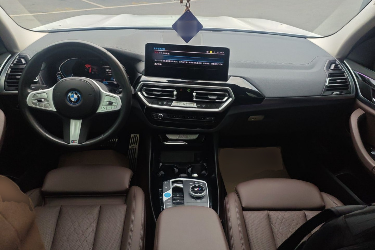 宝马iX3 2022款 改款 领先型中控内饰12