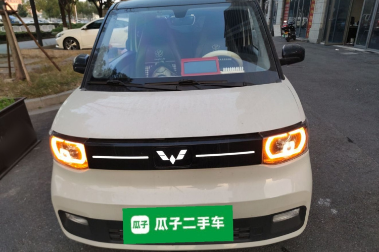 五菱汽车 宏光MINIEV 2022款 马卡龙臻享款 磷酸铁锂车身外观2