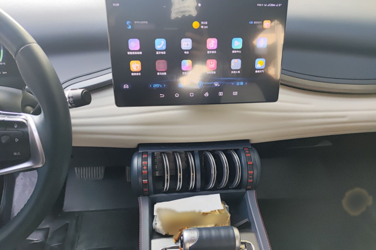 比亚迪 元PLUS 2023款 冠军版 510KM 领先型局部细节16