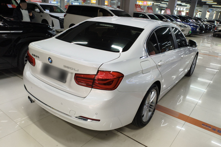 宝马3系 2017款 320Li 时尚型车身外观6005