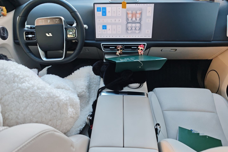 理想汽车 理想L6 2025款 Max 智能焕新版中控内饰12