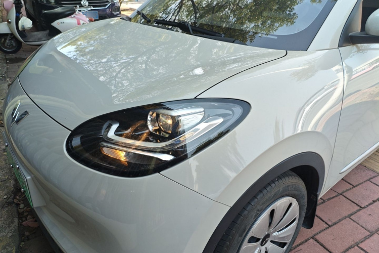 五菱汽车 五菱缤果 2023款 203km 轻享款局部细节36