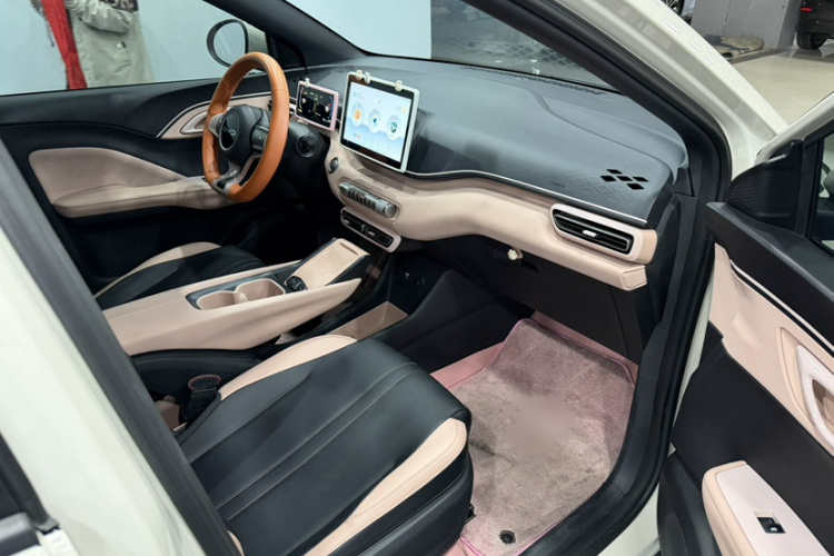 比亚迪 海鸥 2023款 活力版中控内饰7005