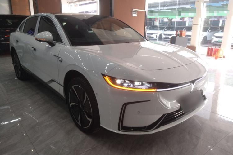 岚图汽车 岚图追光 2023款 四驱旗舰版车身外观6002