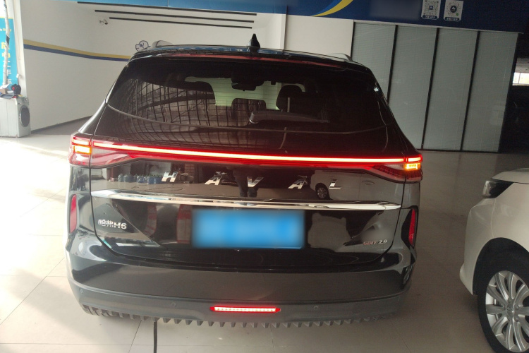 哈弗H6 2021款 第三代 2.0T 自动两驱Max车身外观6