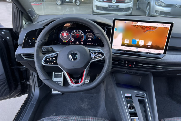 大众 高尔夫GTI 2025款 380TSI DSG GTI局部细节13