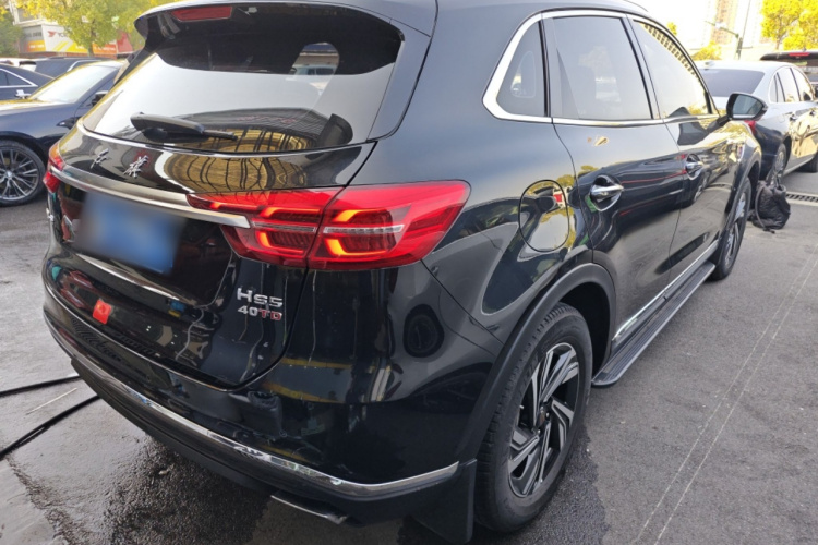 红旗HS5 2022款 改款 2.0T 智联旗享版车身外观7