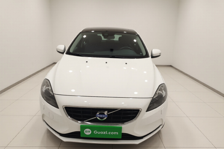 沃尔沃V40 2015款 1.6T 智逸版车身外观2