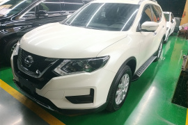 日产 奇骏 2023款 经典 2.0L 两驱智联舒享版