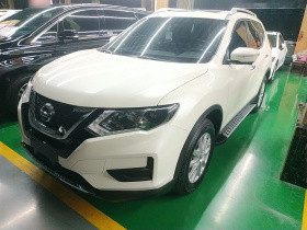 日产 奇骏 2023款 经典 2.0L 两驱智联舒享版