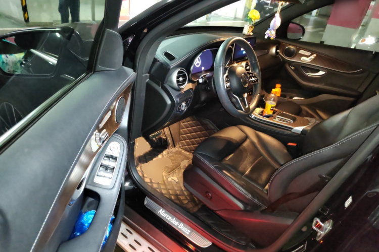 奔驰GLC 2020款 改款 GLC 300 L 4MATIC 动感型中控内饰20