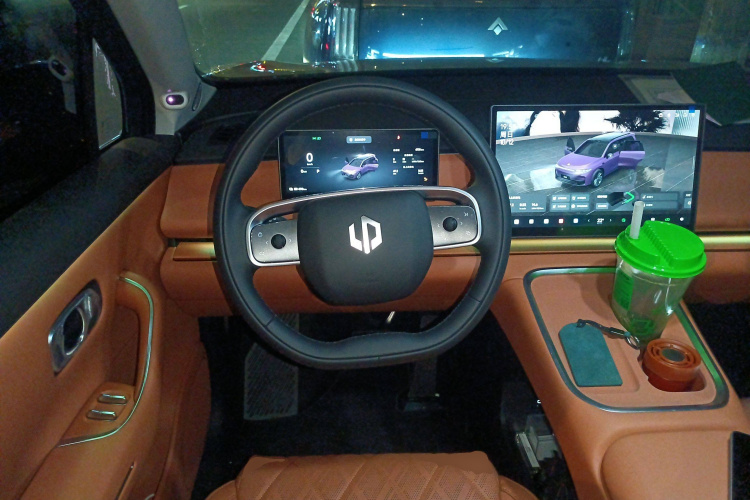 零跑汽车 零跑C16 2026款 纯电 630激光雷达智尊版 5座中控内饰13