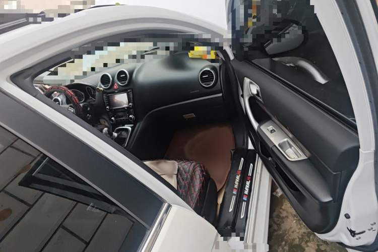 哈弗H6 2016款 升级版 1.5T 手动两驱精英型局部细节9005