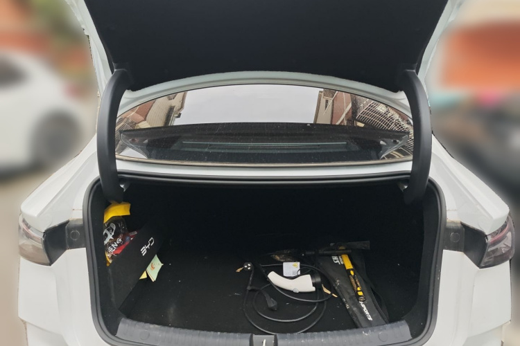 比亚迪 海豹06新能源 2024款 DM-i 80KM尊贵型中控内饰23