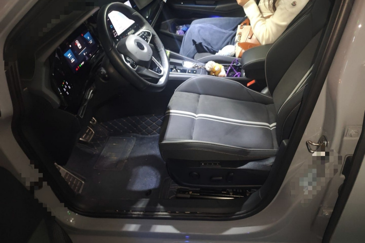 大众 高尔夫 2021款 280TSI DSG R-Line局部细节19