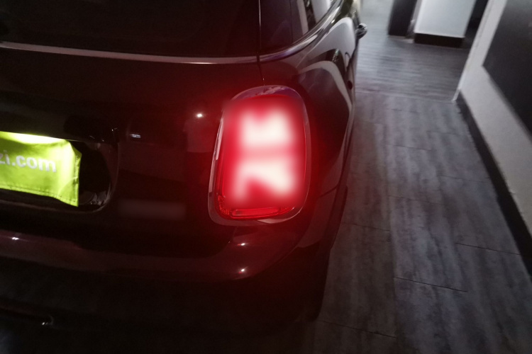 MINI 2019款 1.5T COOPER 经典派车身外观6006