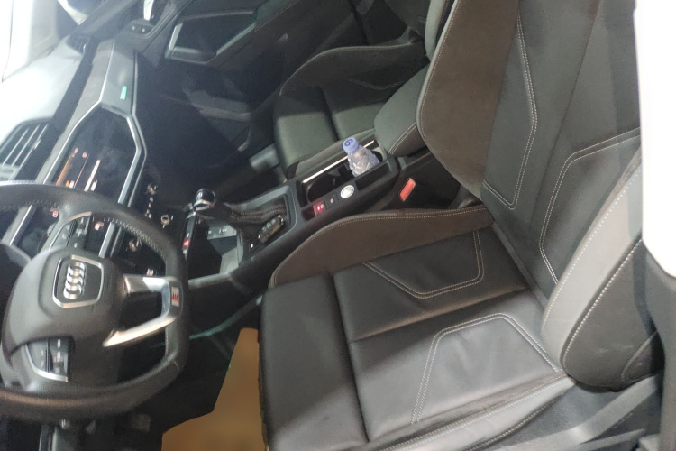 奥迪Q3 Sportback 2020款 40 TFSI 时尚型局部细节19