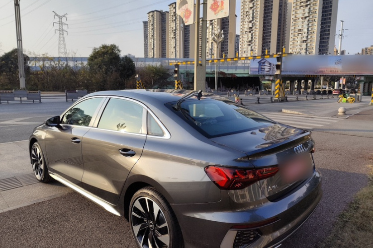 奥迪A3 2024款 A3L Limousine 35 TFSI 时尚运动型车身外观6004