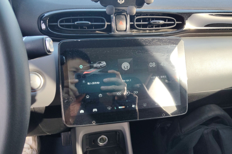 零跑汽车 零跑T03 2021款 400轻享版 三元锂局部细节16